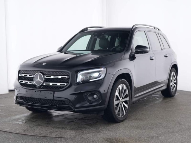 Mercedes-Benz GLB 220