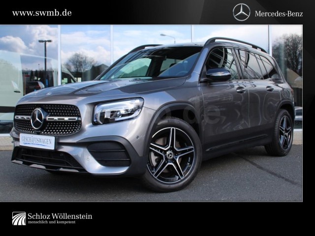 Mercedes-Benz GLB 220