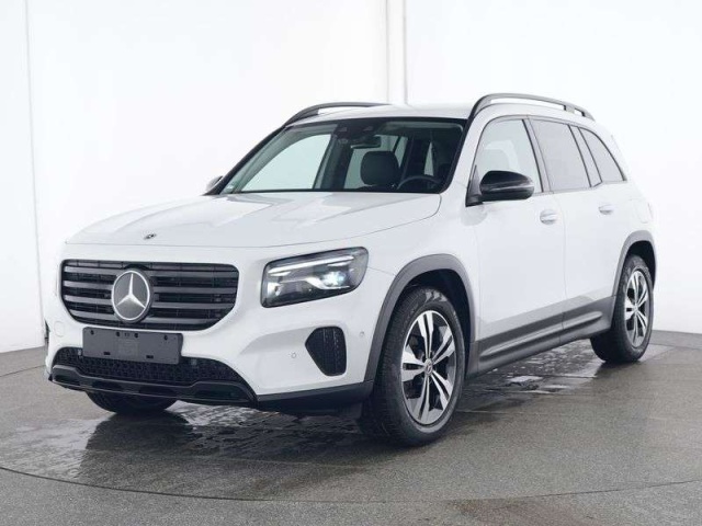 Mercedes-Benz GLB 220