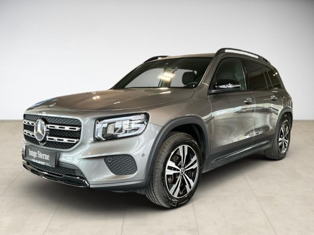 Mercedes-Benz GLB 220