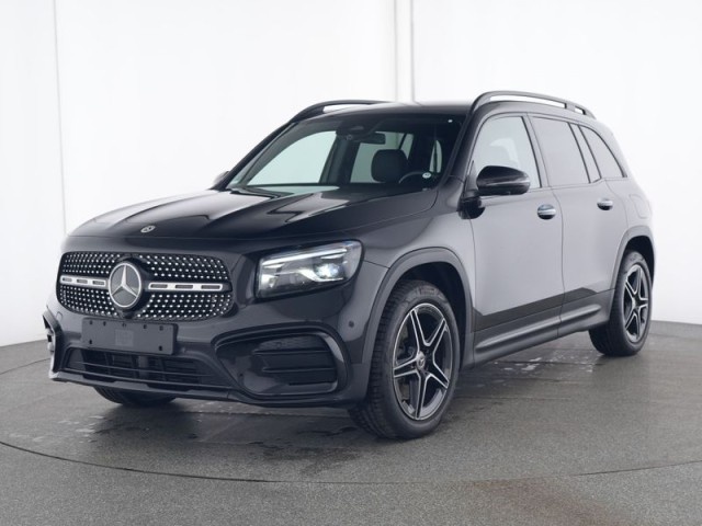 Mercedes-Benz GLB 220