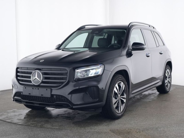 Mercedes-Benz GLB 220