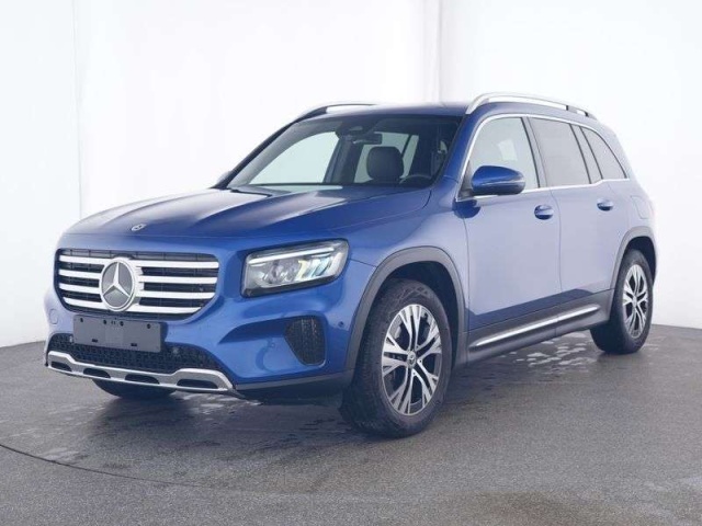 Mercedes-Benz GLB 220