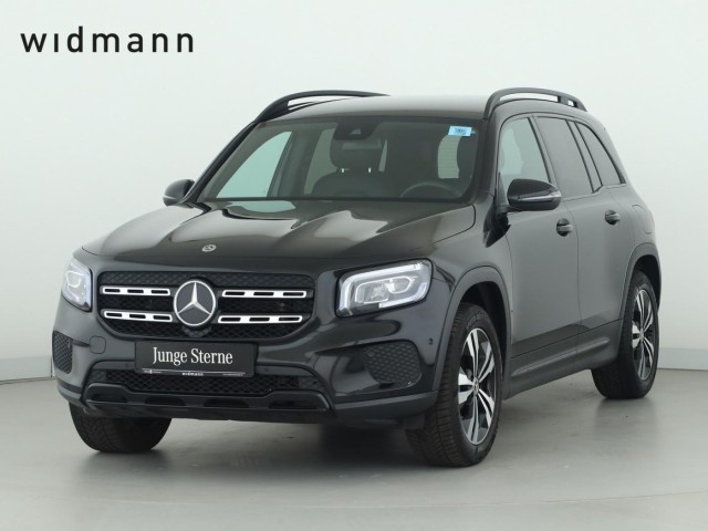 Mercedes-Benz GLB 220