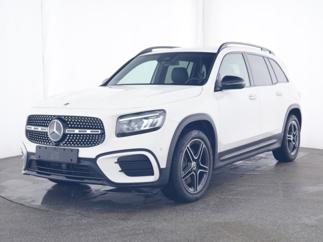 Mercedes-Benz GLB 220