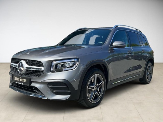 Mercedes-Benz GLB 220