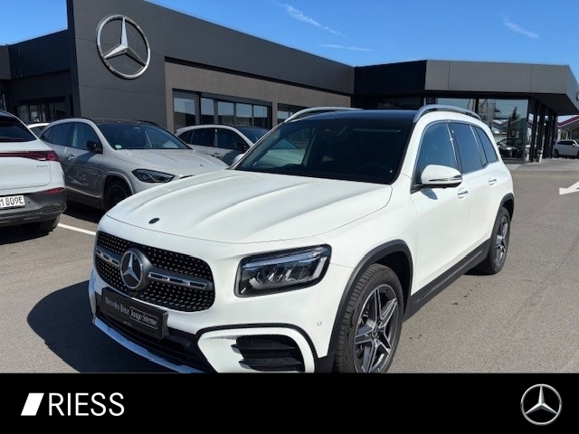 Mercedes-Benz GLB 220