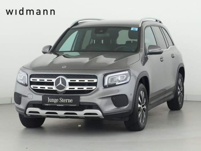 Mercedes-Benz GLB 220