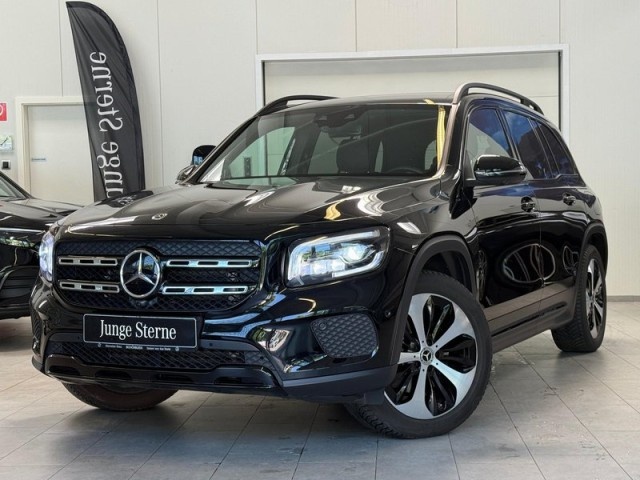 Mercedes-Benz GLB 220
