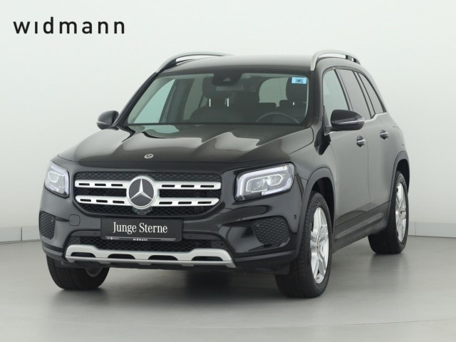 Mercedes-Benz GLB 220