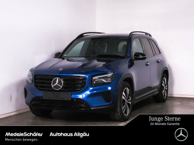Mercedes-Benz GLB 220