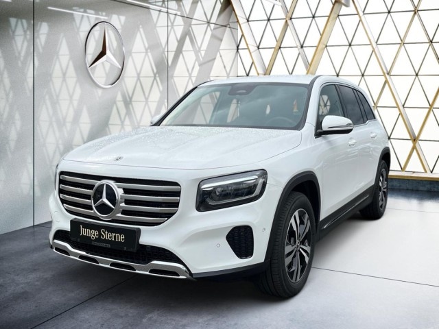 Mercedes-Benz GLB 220