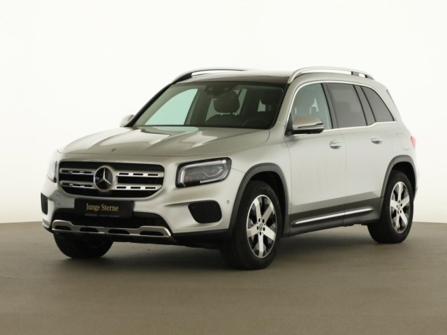 Mercedes-Benz GLB 220