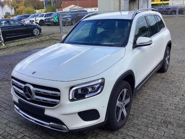 Mercedes-Benz GLB 220