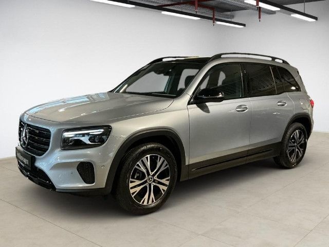 Mercedes-Benz GLB 220