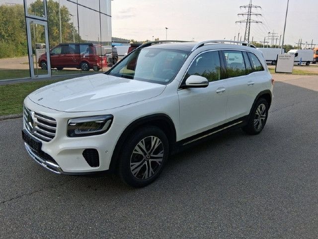 Mercedes-Benz GLB 220