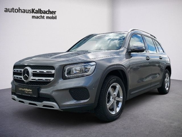 Mercedes-Benz GLB 220