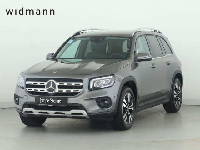 Mercedes-Benz GLB 220