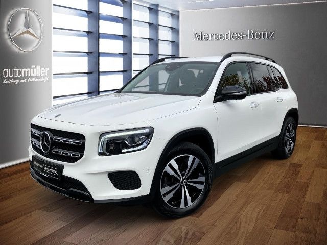 Mercedes-Benz GLB 220