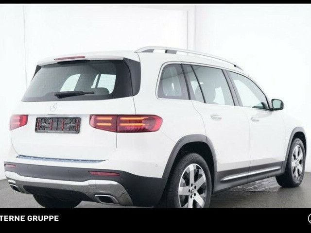 Mercedes-Benz GLB 220