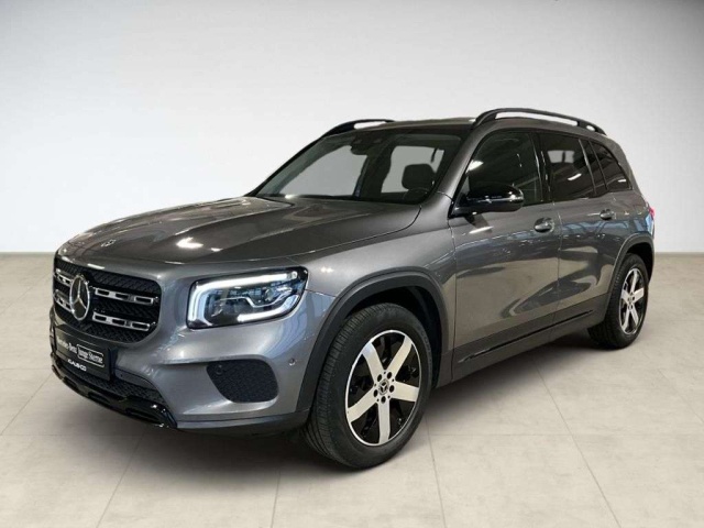 Mercedes-Benz GLB 220
