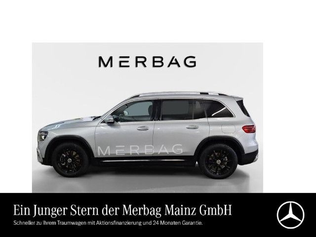 Mercedes-Benz GLB 220