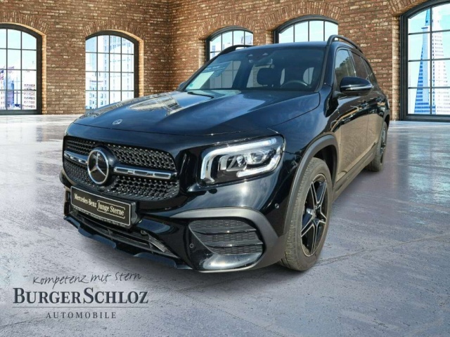 Mercedes-Benz GLB 220