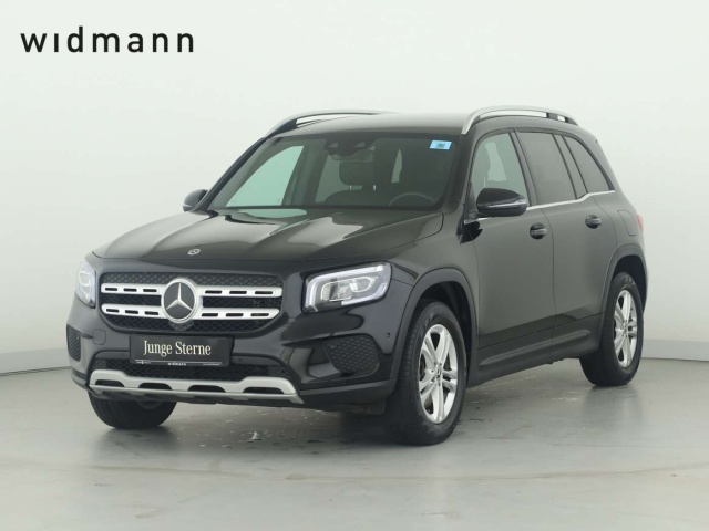 Mercedes-Benz GLB 220