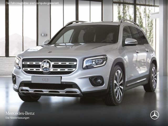 Mercedes-Benz GLB 220