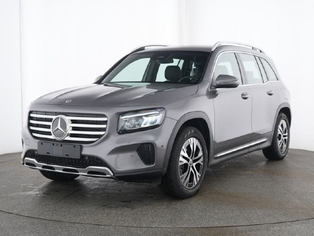 Mercedes-Benz GLB 220