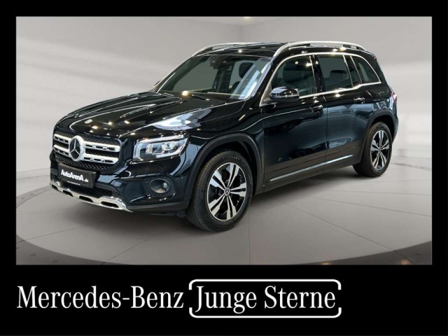 Mercedes-Benz GLB 220