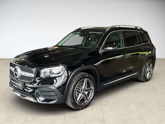 Mercedes-Benz GLB 220