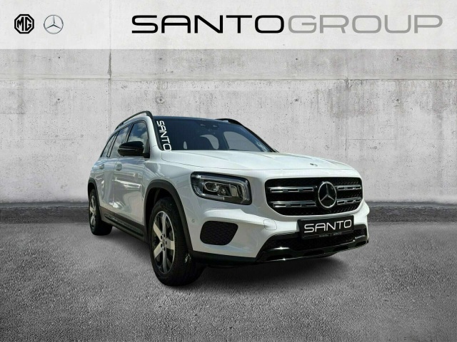 Mercedes-Benz GLB 220