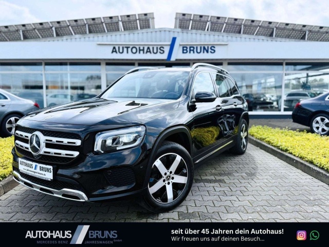 Mercedes-Benz GLB 220