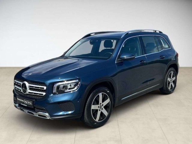 Mercedes-Benz GLB 220
