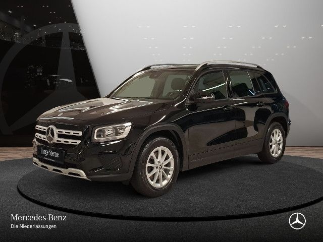 Mercedes-Benz GLB 220