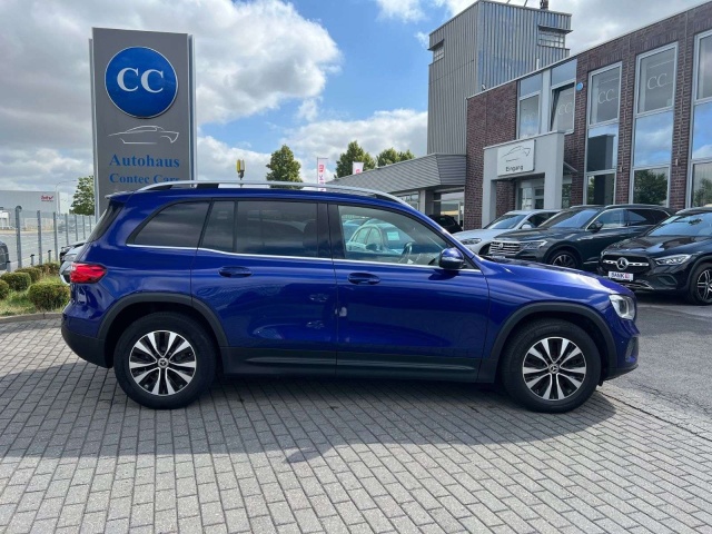 Mercedes-Benz GLB 220