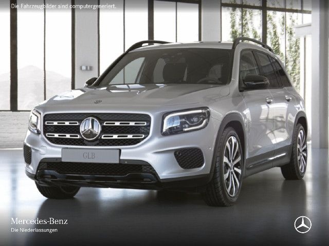 Mercedes-Benz GLB 220