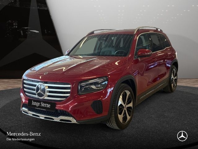 Mercedes-Benz GLB 220