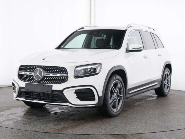 Mercedes-Benz GLB 220