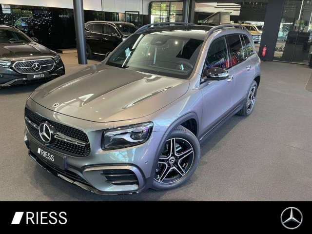 Mercedes-Benz GLB 220
