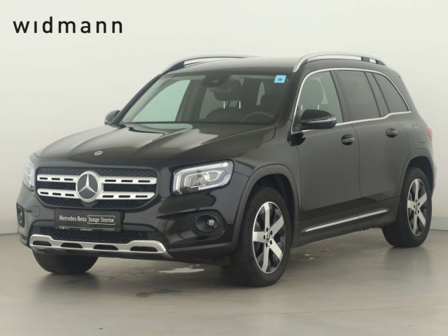 Mercedes-Benz GLB 220
