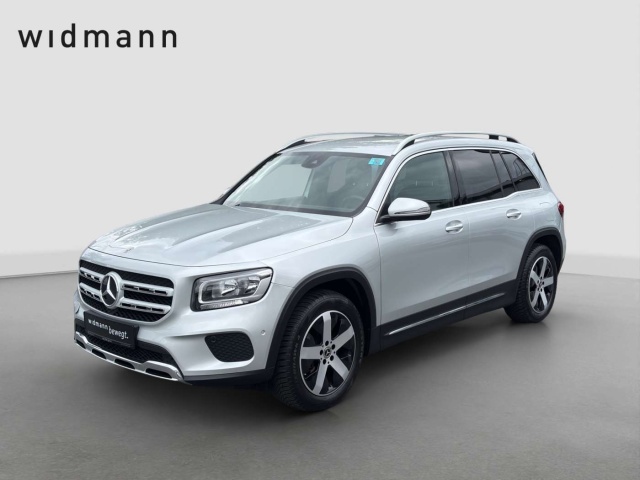 Mercedes-Benz GLB 220
