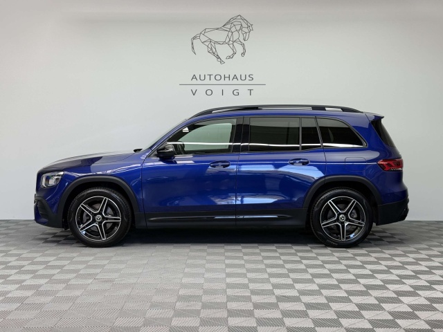 Mercedes-Benz GLB 220