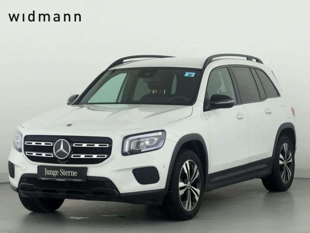 Mercedes-Benz GLB 220