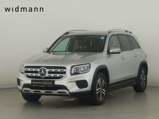 Mercedes-Benz GLB 220