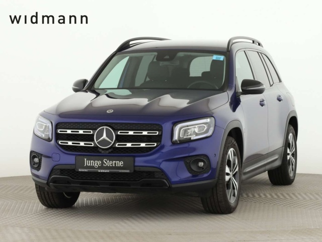Mercedes-Benz GLB 220