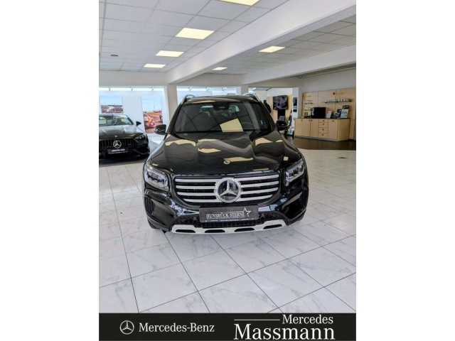 Mercedes-Benz GLB 220