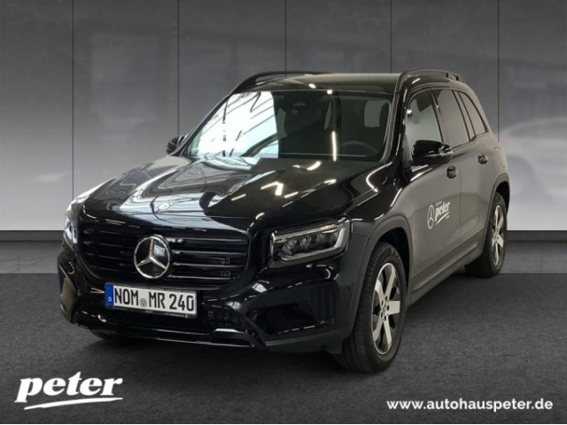 Mercedes-Benz GLB 220