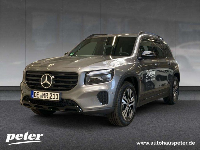 Mercedes-Benz GLB 220